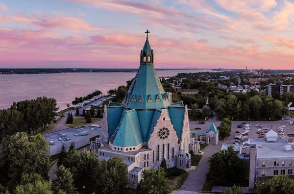 Sanctuaire Notre-Dame-du-Cap à Trois-Rivières